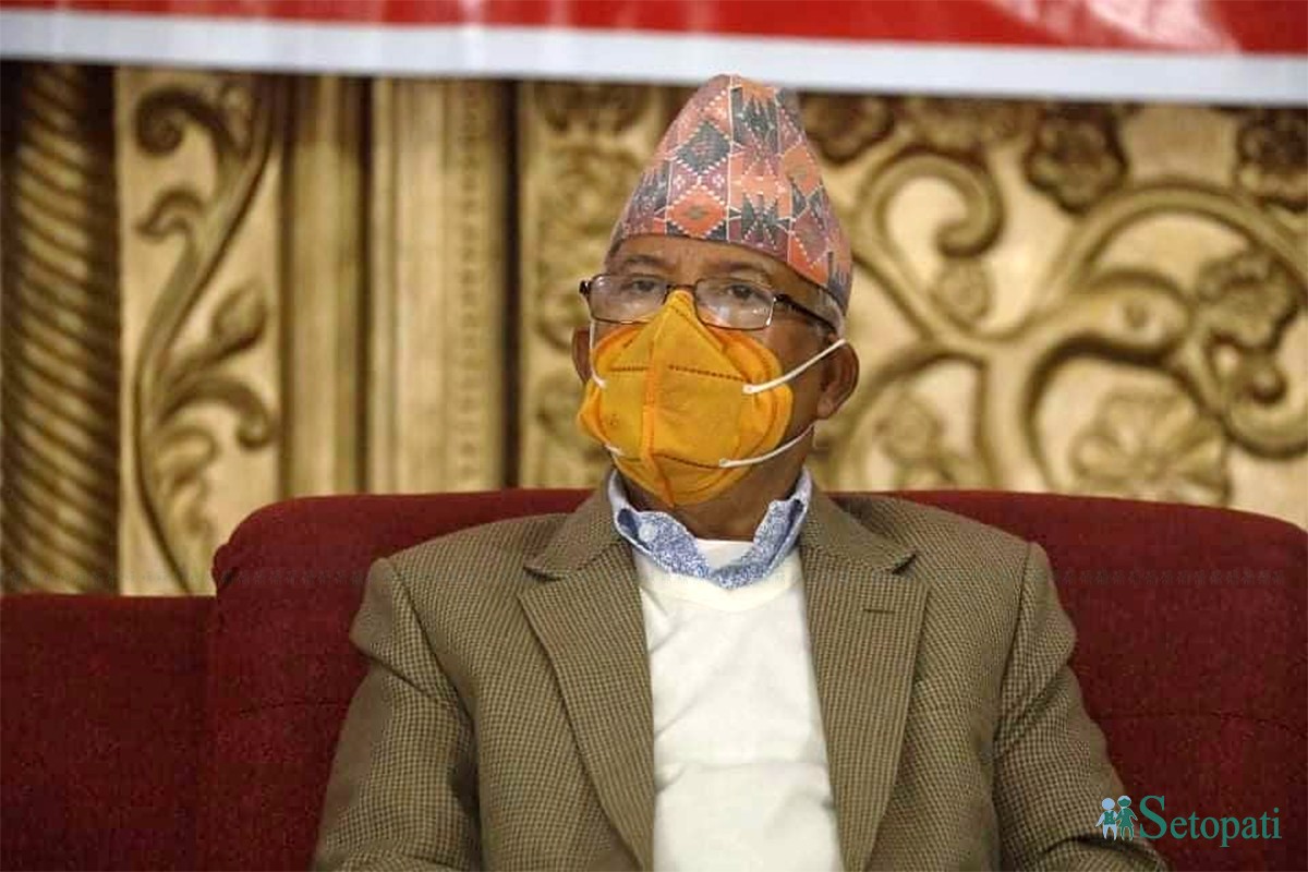माधव नेपाललाई अध्यक्ष बनाउने प्रचण्ड–नेपाल समूहको निर्णय